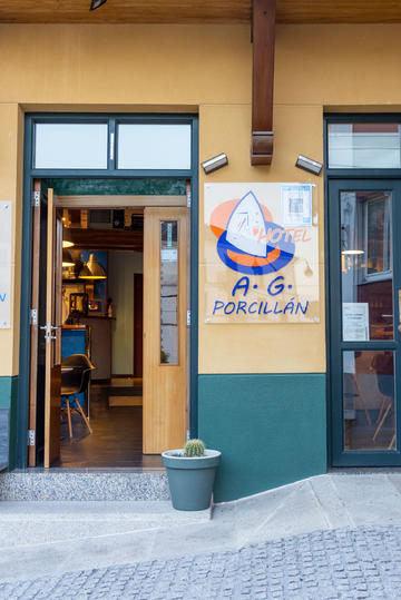 Z2 - Hotel AG Porcillán 
