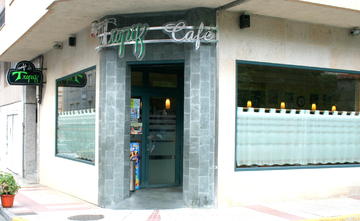 TROPIK CAFÉ 