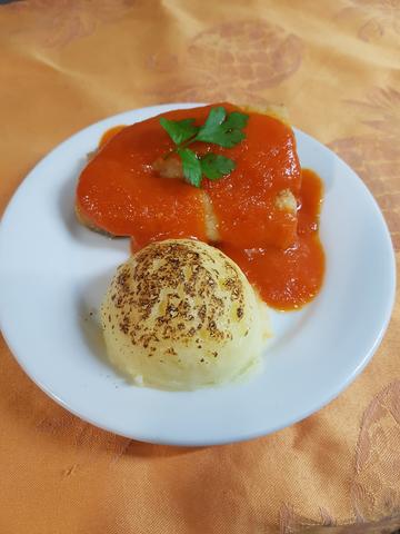 Bacalao a la torrusca con puré de patata