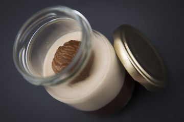 Panna Cotta de Castaña de Galicia e chocolate