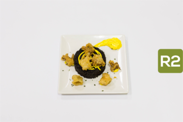 R2- Cous cous negro con tempura de calamar y alioli de azafrán