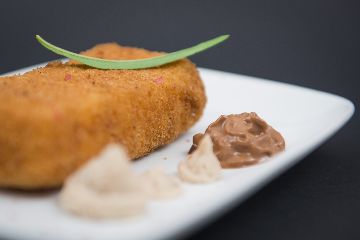 Croquetas de arroz con leite, crema de Castaña de Galicia e chocolate