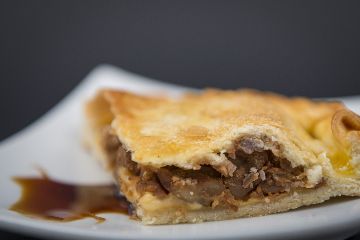 Empanada de castaña de Galicia acaramelada