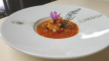 TAPA: SOPA DE BACALAO AL AJO ARRIERO CON PICATOSTES