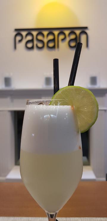 CÓCTEL: PISCO SOUR
