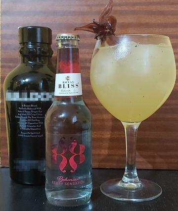 CÓCTEL: Gin Tonic de pera